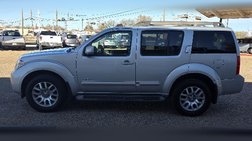 2008 Nissan Pathfinder SE 2WD