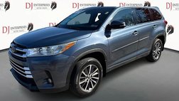 2017 Toyota Highlander SE