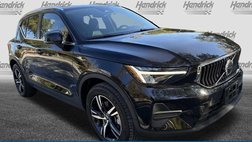 2025 Volvo XC40 B5 Core Bright Theme