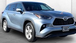 2022 Toyota Highlander LE