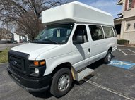 2012 Ford E-Series E-350 SD