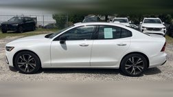 2023 Volvo S60 B5 Core Dark Theme
