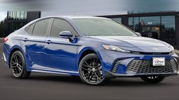 2025 Toyota Camry Hybrid SE