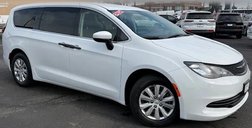 2020 Chrysler Voyager L