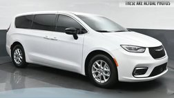 2024 Chrysler Pacifica Touring