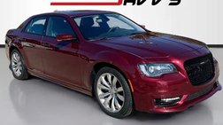 2023 Chrysler 300 Touring L