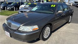 2003 Lincoln Town Car Signature