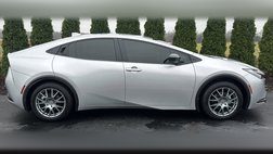 2025 Toyota Prius LE