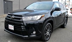 2017 Toyota Highlander SE