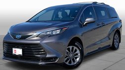 2024 Toyota Sienna LE 8-Passenger