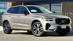 2025 Volvo XC60 B5 Core Dark Theme