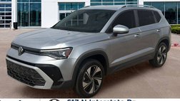 2025 Volkswagen Taos SE 4Motion
