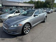 2014 Jaguar XJ Base