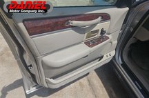 2006 Lincoln Town Car Signature