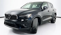 2025 Volvo XC40 B5 Ultra Bright Theme