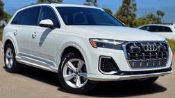 2025 Audi Q7 quattro Premium 45 TFSI