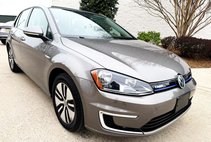 2016 Volkswagen e-Golf SE