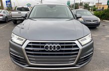 2019 Audi Q5 quattro Premium Plus 45 TFSI