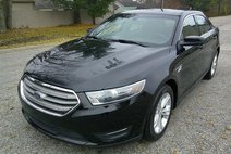 2018 Ford Taurus SEL