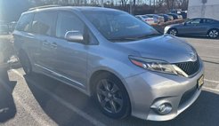 2017 Toyota Sienna SE