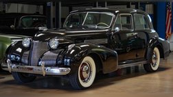 1939 Cadillac V8 Touring Sedan
