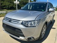 2015 Mitsubishi Outlander SE