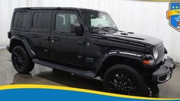 2025 Jeep Wrangler Sahara 4WD