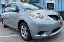 2012 Toyota Sienna LE
