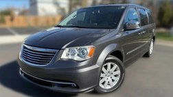 2016 Chrysler Town and Country Limited Platinum