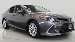 2022 Toyota Camry LE