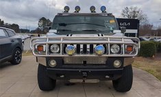 2005 HUMMER H2 Base