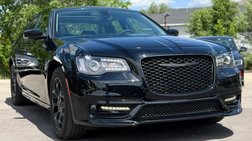 2023 Chrysler 300 Touring L