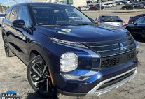 2023 Mitsubishi Outlander PHEV SE