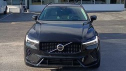 2023 Volvo XC60 Recharge T8 Ultimate Dark Theme