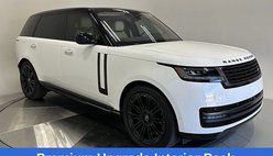 2023 Land Rover Range Rover P400 SE LWB