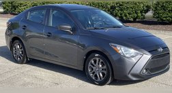 2019 Toyota Yaris LE