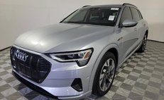 2021 Audi e-tron quattro Premium
