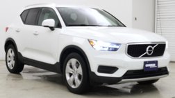 2020 Volvo XC40 T4 Momentum