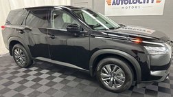 2025 Nissan Pathfinder S