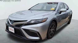 2022 Toyota Camry Hybrid SE