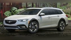 2018 Buick Regal TourX Essence