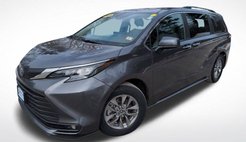 2025 Toyota Sienna XLE