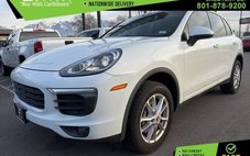 2016 Porsche Cayenne Base