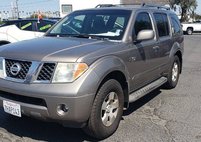 2006 Nissan Pathfinder SE