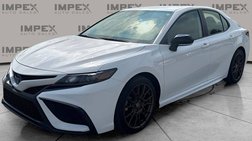 2023 Toyota Camry Hybrid SE Nightshade