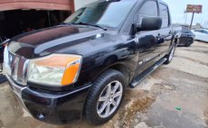 2013 Nissan Titan SV