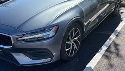 2019 Volvo S60 T6 Momentum