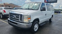 2011 Ford E-Series E-350 XLT Super Duty Passenger Van