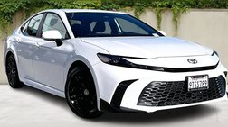 2025 Toyota Camry Hybrid SE