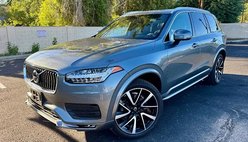 2020 Volvo XC90 T6 Momentum 6-Passenger